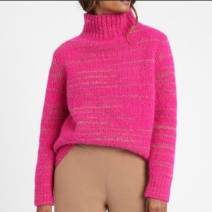 NWT Banana Republic Italian Wool Blend Turtleneck Sweater